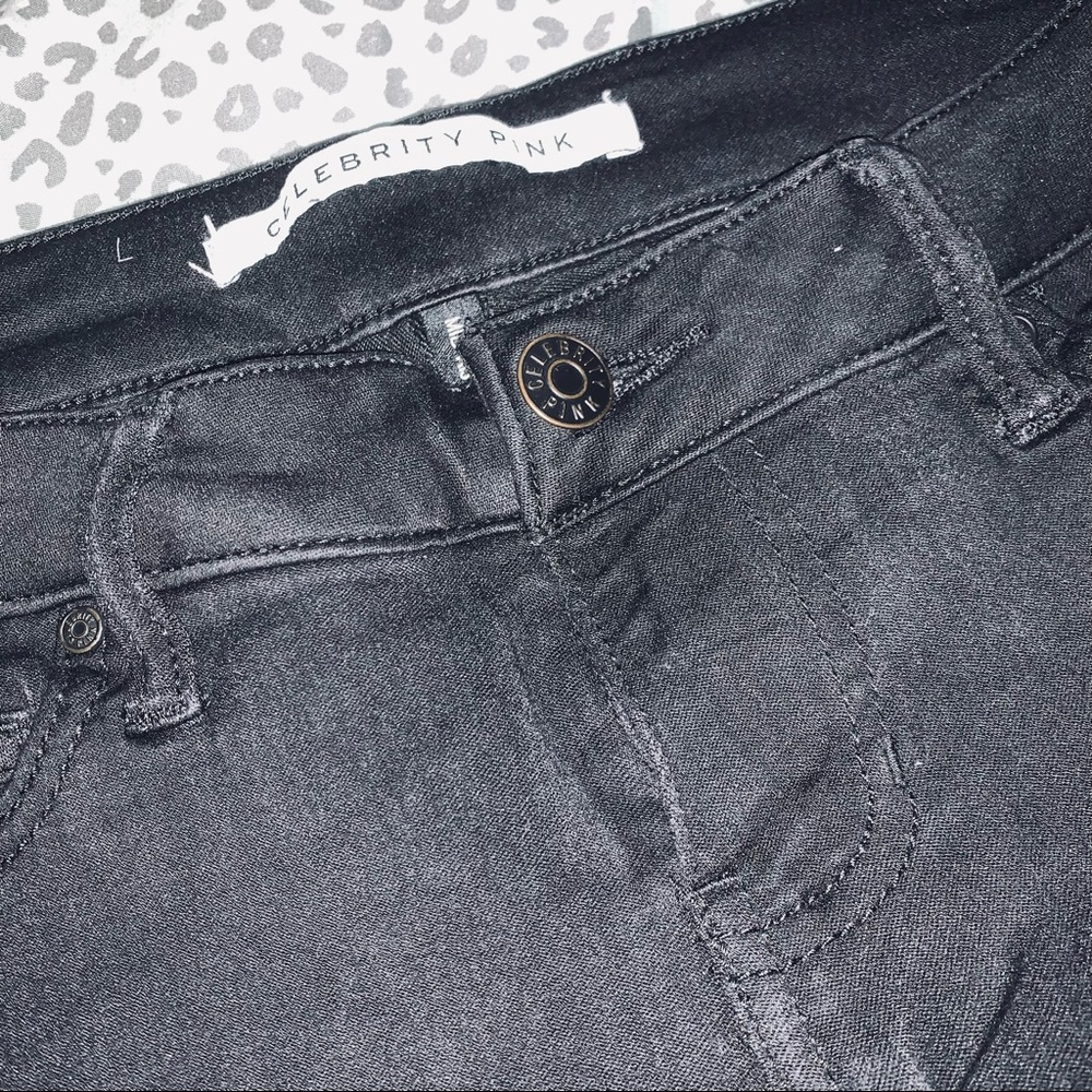Celebrity Pink | Black | Midrise Skinny | 26